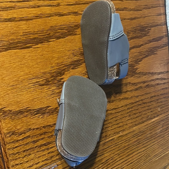 Used - Picture 4 of 4